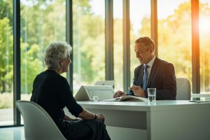 Alkoholizm, hazard i marnotrawienie majątku a odwołanie darowizny